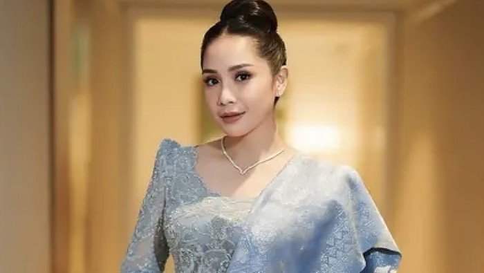 inspirasi-baju-kondangan-ala-nagita-slavina-1762131487616_169